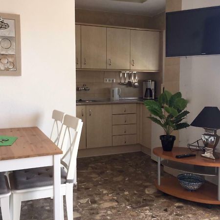 Carihuela Park Palace - Cocasa Apartment Torremolinos Bagian luar foto