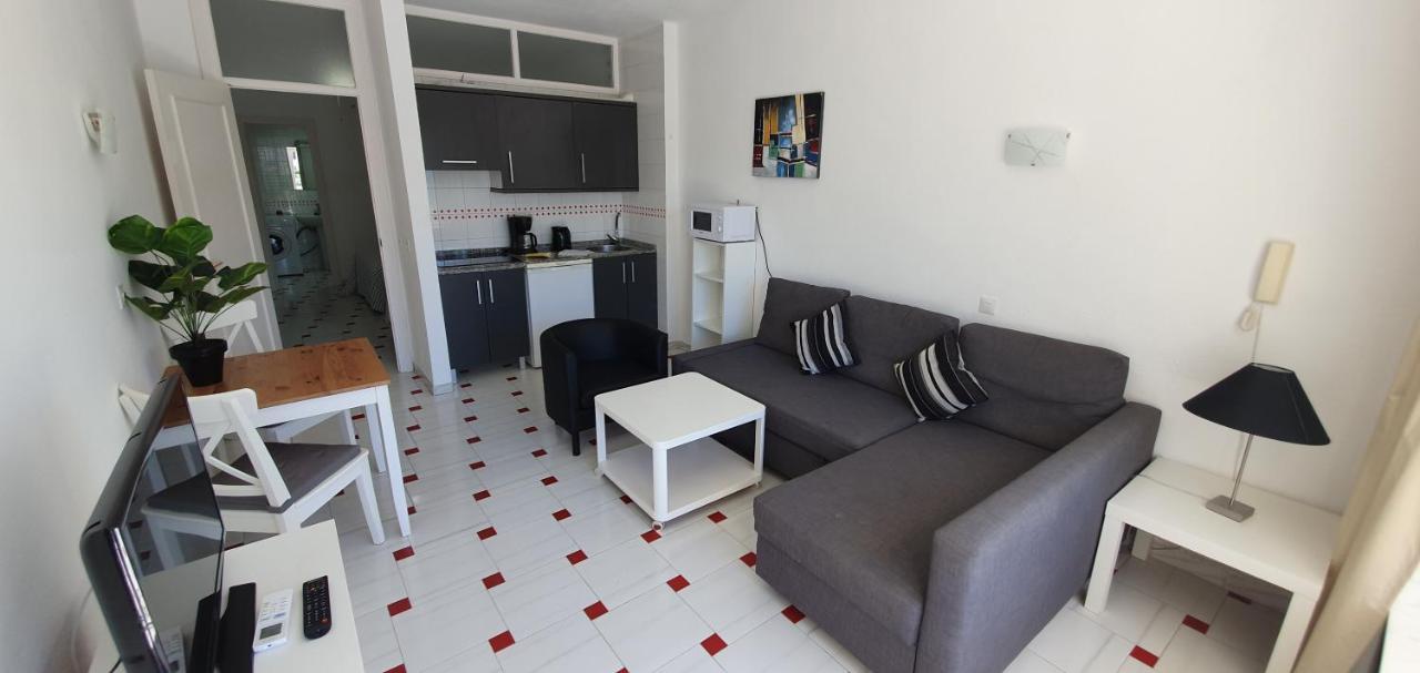 Carihuela Park Palace - Cocasa Apartment Torremolinos Bagian luar foto