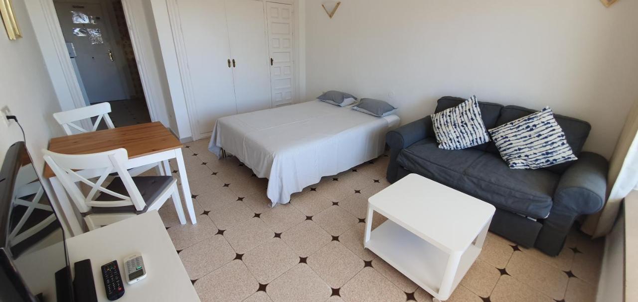 Carihuela Park Palace - Cocasa Apartment Torremolinos Bagian luar foto