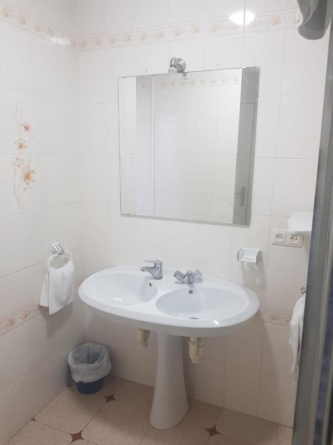 Carihuela Park Palace - Cocasa Apartment Torremolinos Bagian luar foto