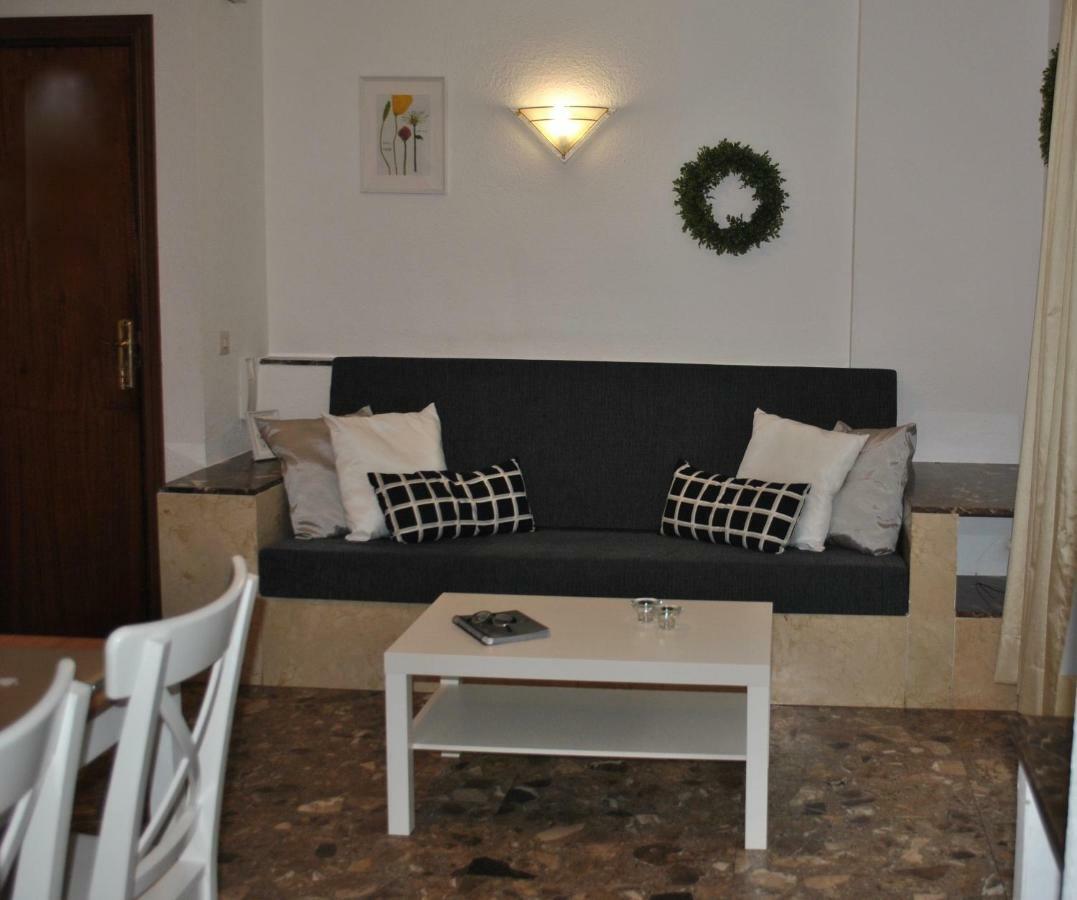 Carihuela Park Palace - Cocasa Apartment Torremolinos Bagian luar foto