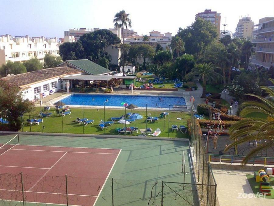 Carihuela Park Palace - Cocasa Apartment Torremolinos Bagian luar foto