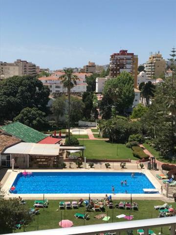 Carihuela Park Palace - Cocasa Apartment Torremolinos Bagian luar foto