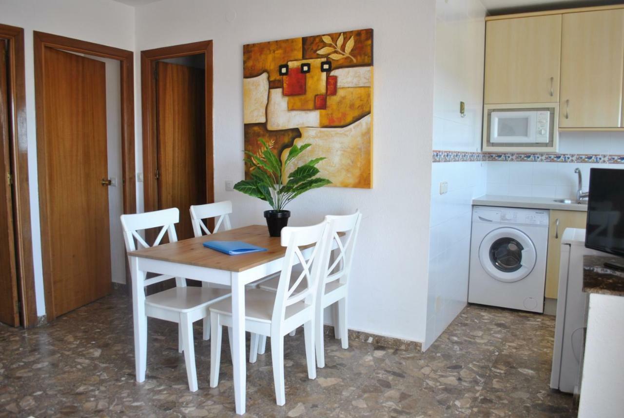 Carihuela Park Palace - Cocasa Apartment Torremolinos Bagian luar foto